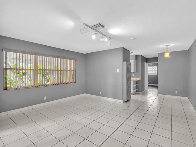 141-145 NE 30th Ct, Wilton Manors, FL 33334