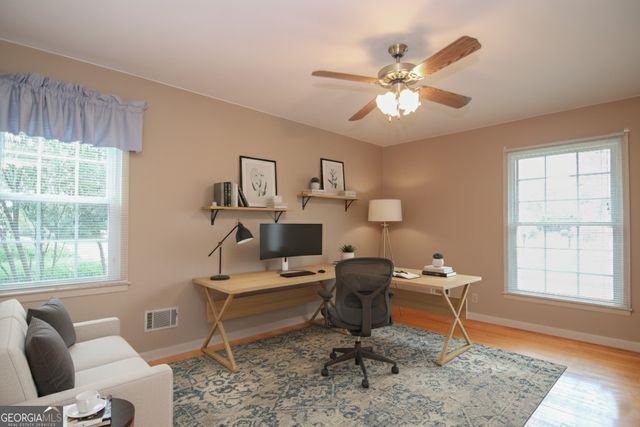 135 Carterwoods Drive, Warner Robins, GA 31088