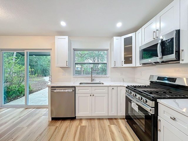 214 N ALDERWOOD STREET, Winter Springs, FL 32708