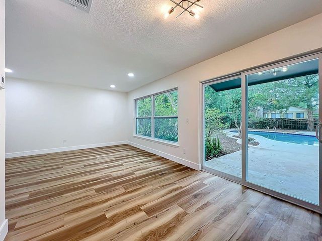 214 N ALDERWOOD STREET, Winter Springs, FL 32708