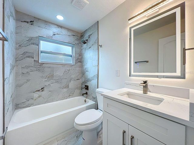 214 N ALDERWOOD STREET, Winter Springs, FL 32708
