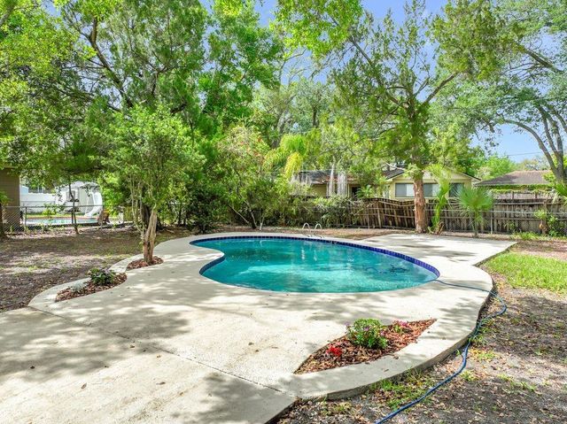 214 N ALDERWOOD STREET, Winter Springs, FL 32708