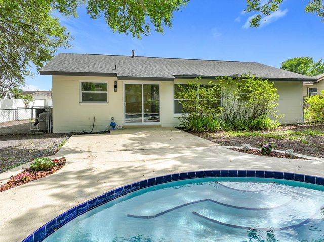 214 N ALDERWOOD STREET, Winter Springs, FL 32708