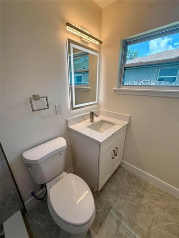 214 N ALDERWOOD STREET, Winter Springs, FL 32708