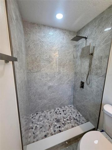 214 N ALDERWOOD STREET, Winter Springs, FL 32708