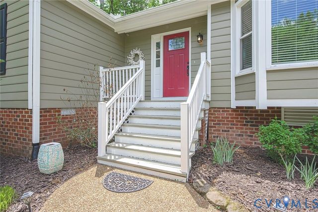 14713 Ridge Point Dr, Midlothian, VA 23112