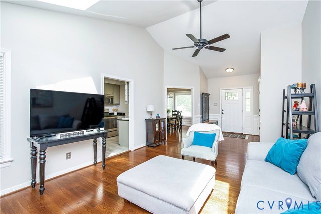 14713 Ridge Point Dr, Midlothian, VA 23112
