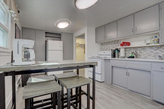 6940 W 55th Place, Arvada, CO 80002