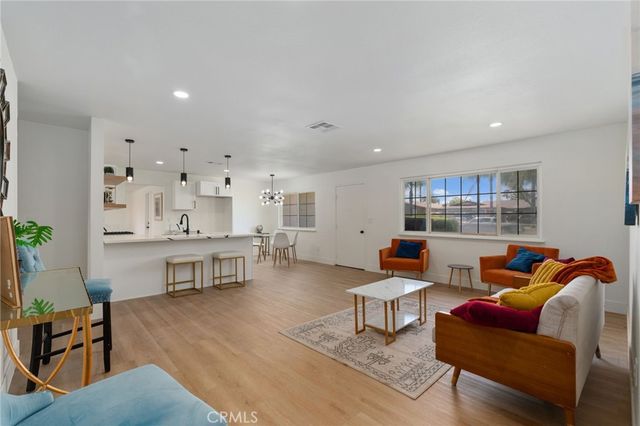 27384 7th, Highland, CA 92346