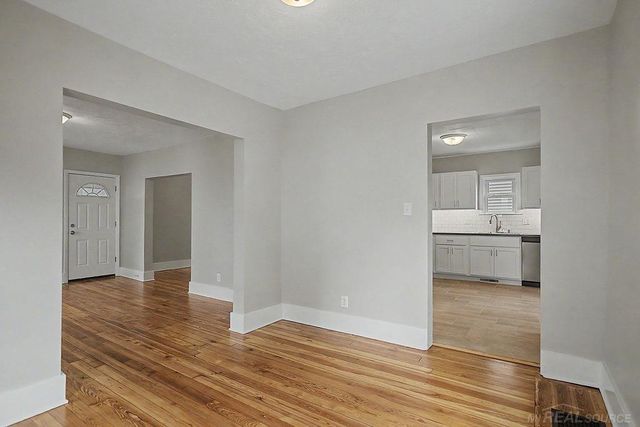 1340 Columbia Avenue, Grand Rapids, MI 49505