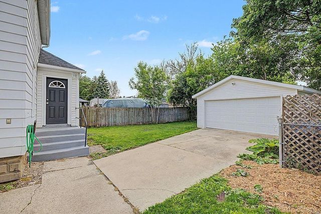 1340 Columbia Avenue, Grand Rapids, MI 49505