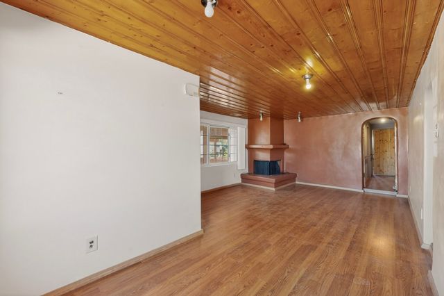 903 Calle Jose de La Cruz, Espanola, NM 87532