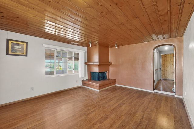 903 Calle Jose de La Cruz, Espanola, NM 87532