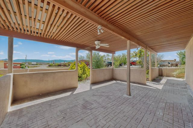 903 Calle Jose de La Cruz, Espanola, NM 87532