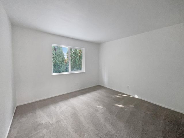 6230 Oak Valley Ln, Citrus Heights, CA 95621