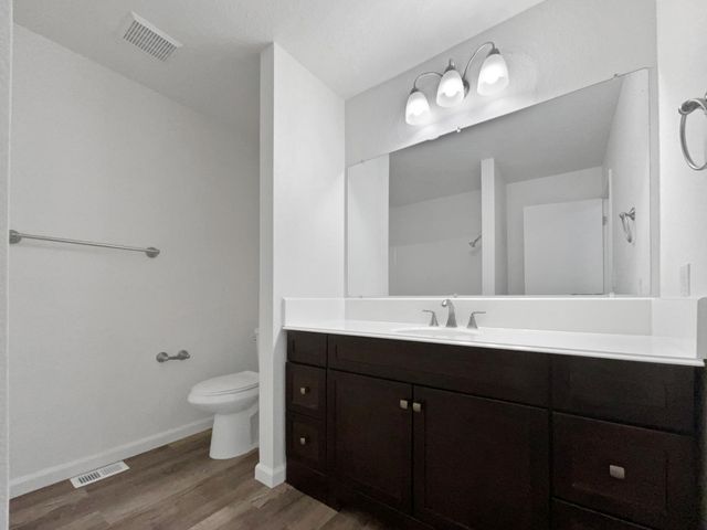 6230 Oak Valley Ln, Citrus Heights, CA 95621