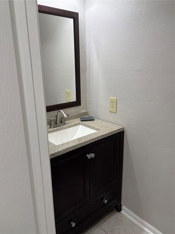 17281 Saturn Lane, Houston, TX 77058