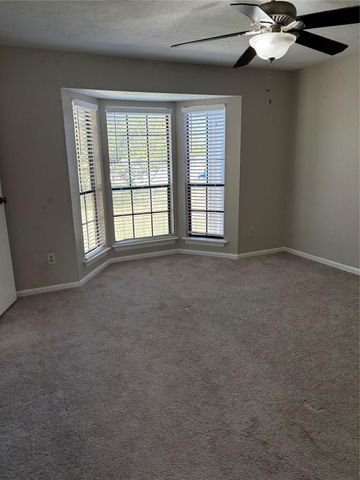 17281 Saturn Lane, Houston, TX 77058