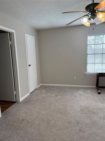 17281 Saturn Lane, Houston, TX 77058