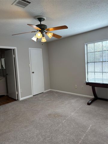 17281 Saturn Lane, Houston, TX 77058