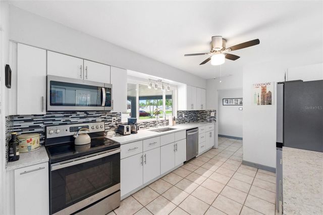 5826 17TH AVENUE S, Gulfport, FL 33707