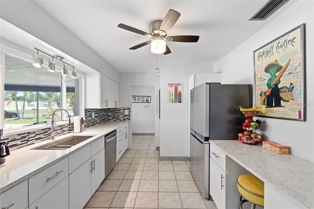 5826 17TH AVENUE S, Gulfport, FL 33707