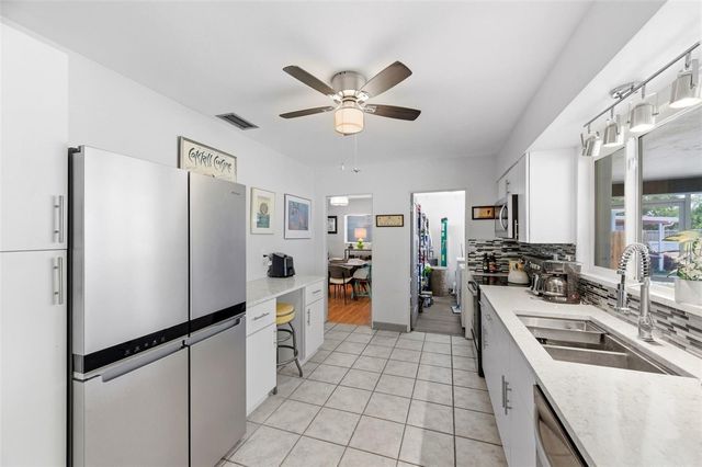 5826 17TH AVENUE S, Gulfport, FL 33707