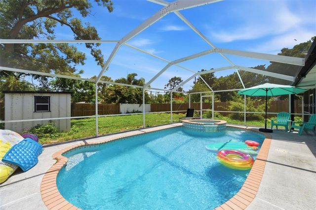 5826 17TH AVENUE S, Gulfport, FL 33707