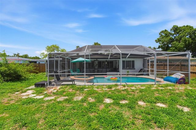 5826 17TH AVENUE S, Gulfport, FL 33707