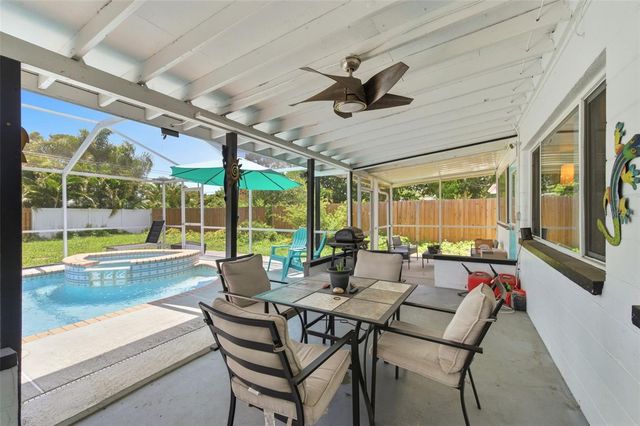 5826 17TH AVENUE S, Gulfport, FL 33707