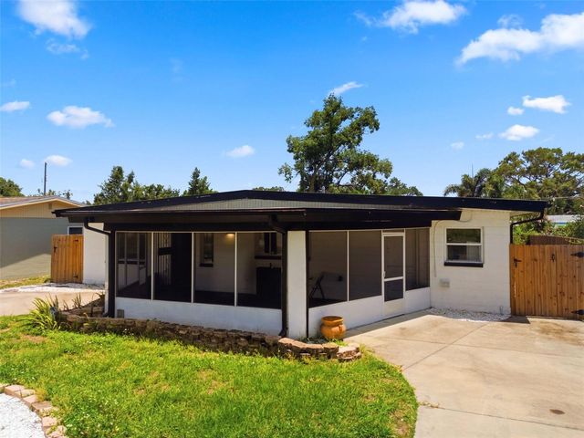 5826 17TH AVENUE S, Gulfport, FL 33707