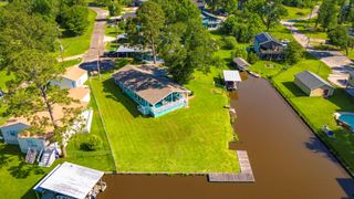 1575 Yaupon Cove Drive, Onalaska, TX 77360