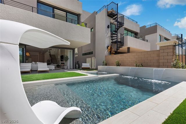 4053 Heron Fairway Drive, Las Vegas, NV 89141