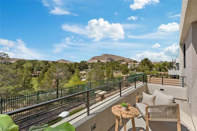 4053 Heron Fairway Drive, Las Vegas, NV 89141