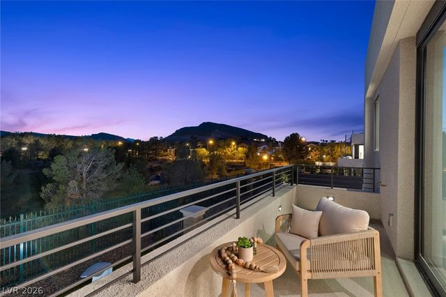 4053 Heron Fairway Drive, Las Vegas, NV 89141