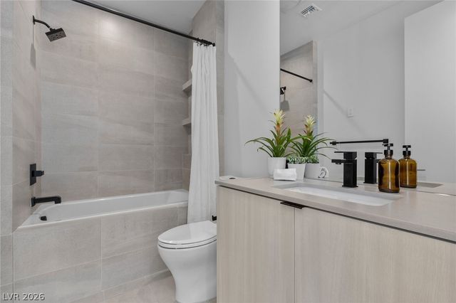 4053 Heron Fairway Drive, Las Vegas, NV 89141