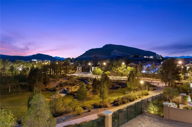 4053 Heron Fairway Drive, Las Vegas, NV 89141