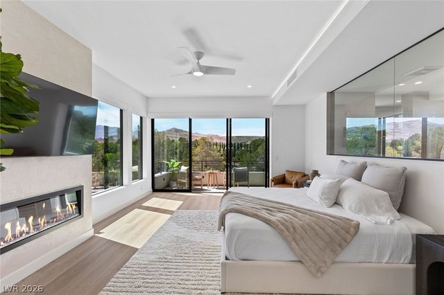 4053 Heron Fairway Drive, Las Vegas, NV 89141