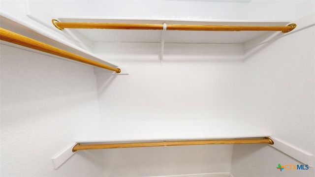 609 Man O War Drive, Harker Heights, TX 76548