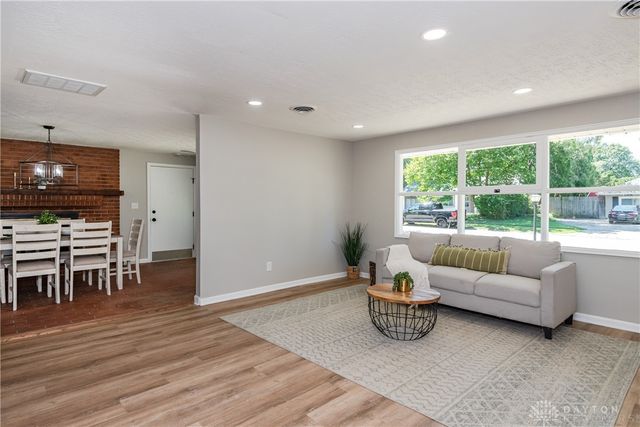 3806 Saranac Drive, Dayton, OH 45429