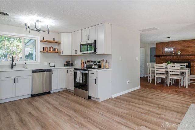 3806 Saranac Drive, Dayton, OH 45429
