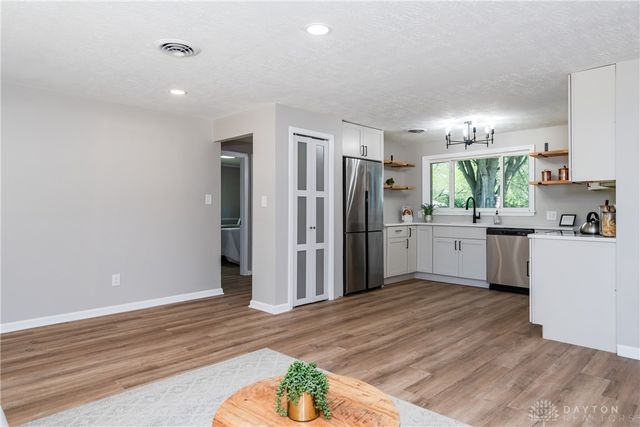 3806 Saranac Drive, Dayton, OH 45429