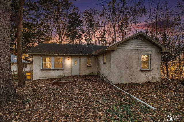 6399 Whiteford Center Road, Lambertville, MI 48144