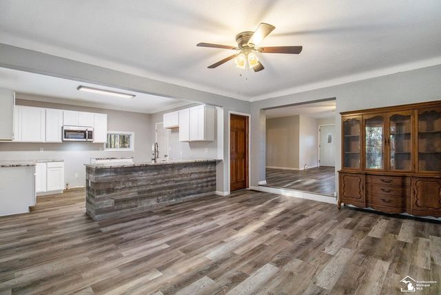 6399 Whiteford Center Road, Lambertville, MI 48144