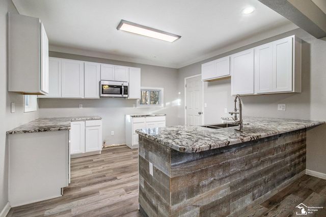 6399 Whiteford Center Road, Lambertville, MI 48144