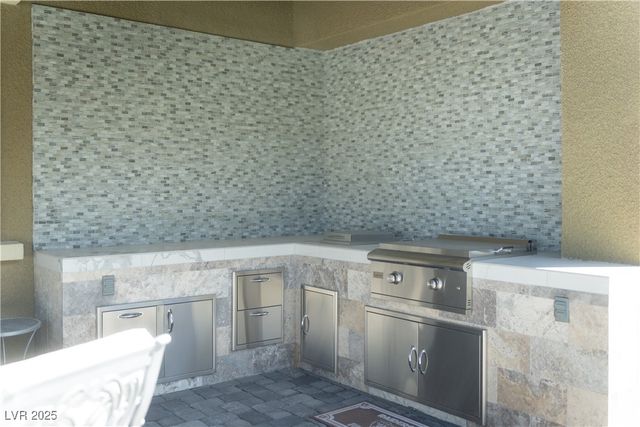 12438 Heritage Bend Drive, Las Vegas, NV 89138