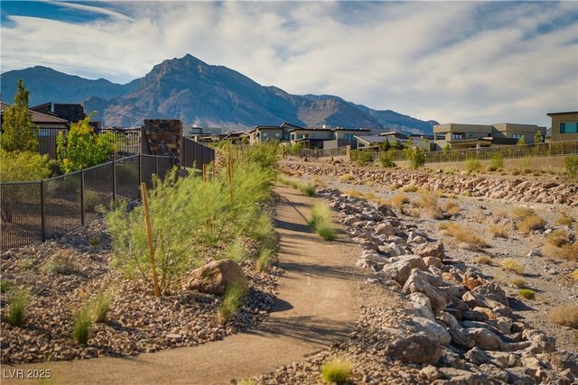 12438 Heritage Bend Drive, Las Vegas, NV 89138