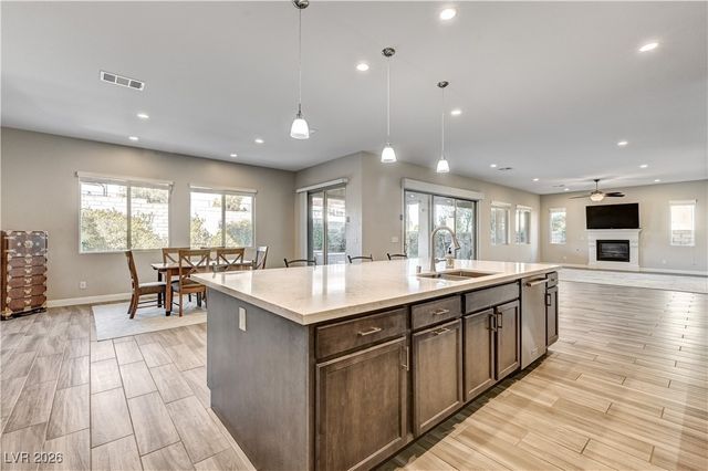 11958 Girasole Avenue, Las Vegas, NV 89138