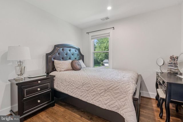 9621 TRAILRIDGE TER, Potomac, MD 20854