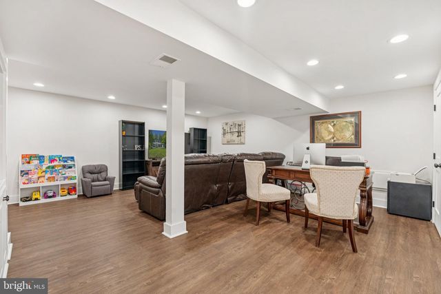 9621 TRAILRIDGE TER, Potomac, MD 20854